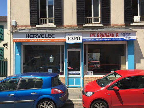 Show Room
